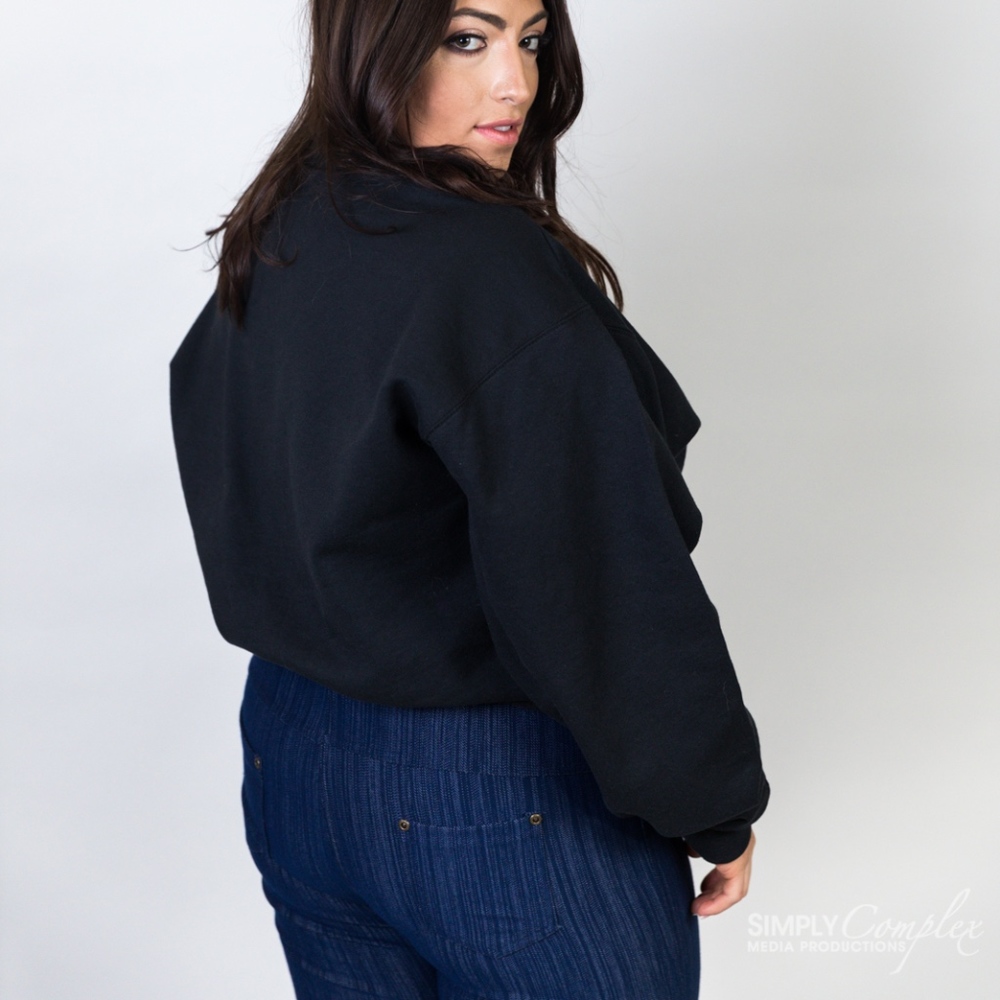 Plus Size Dark Wash Denim Knit Legging - Picture 7 of 8